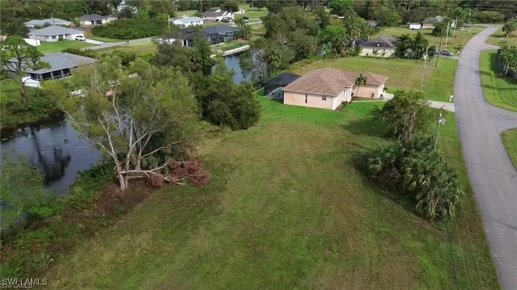 2221 NE 25th Terrace Cape Coral FL 33909