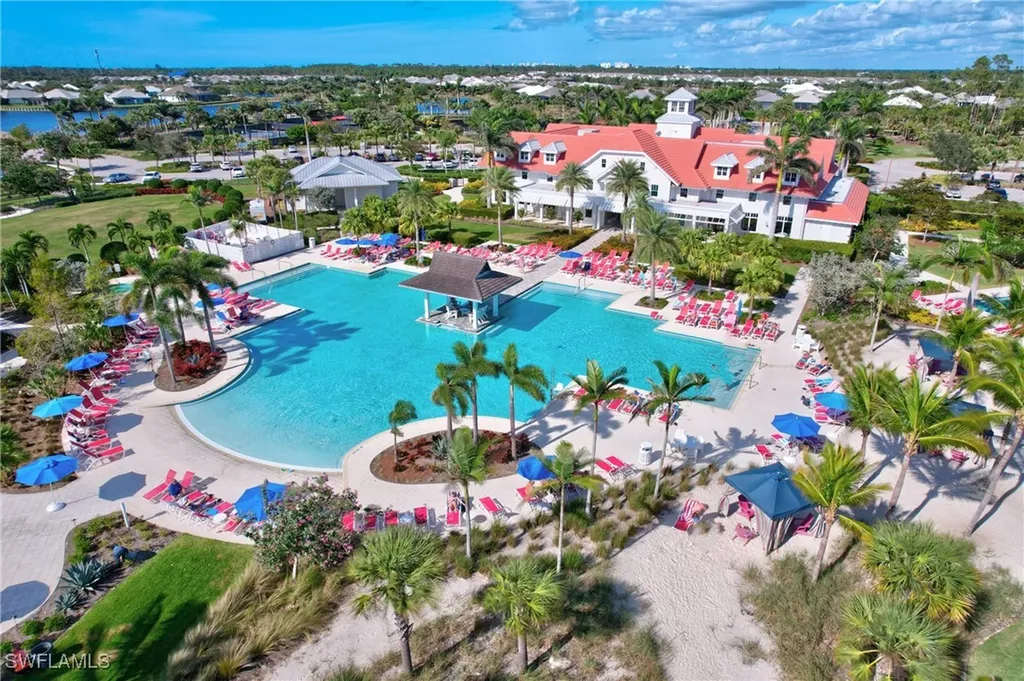 Naples FL, 6553 Dominica Drive, Unit 101