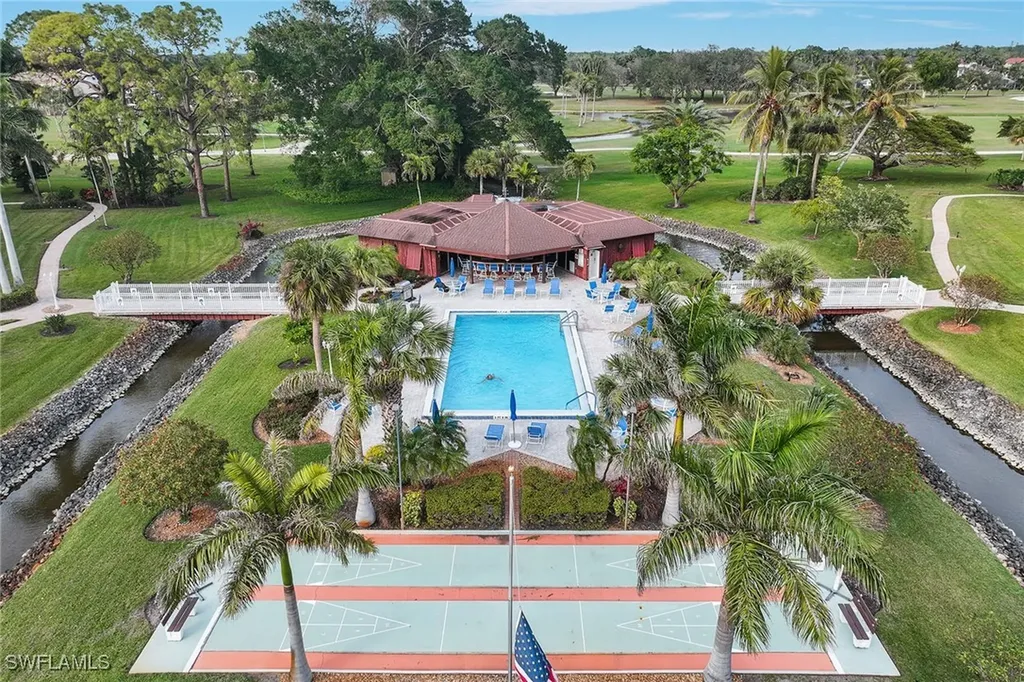 Naples FL, 315 Saint Andrews Boulevard, Unit A32