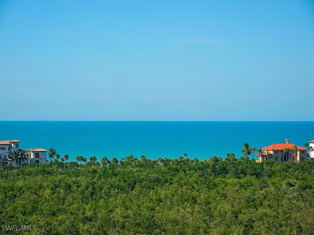7425 Pelican Bay Boulevard Naples FL 34108
