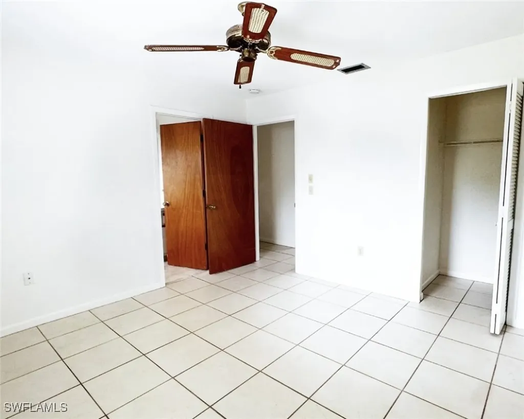 699 110th Avenue N Naples FL 34108