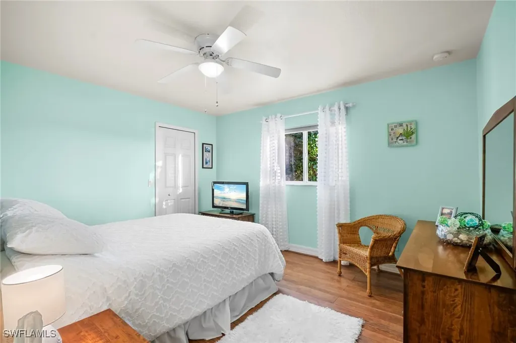 1505 NW 33rd Place Cape Coral FL 33993