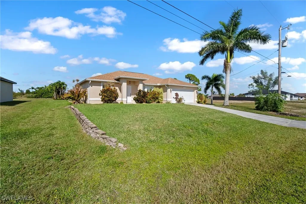 2905 NW 13th Street Cape Coral FL 33993