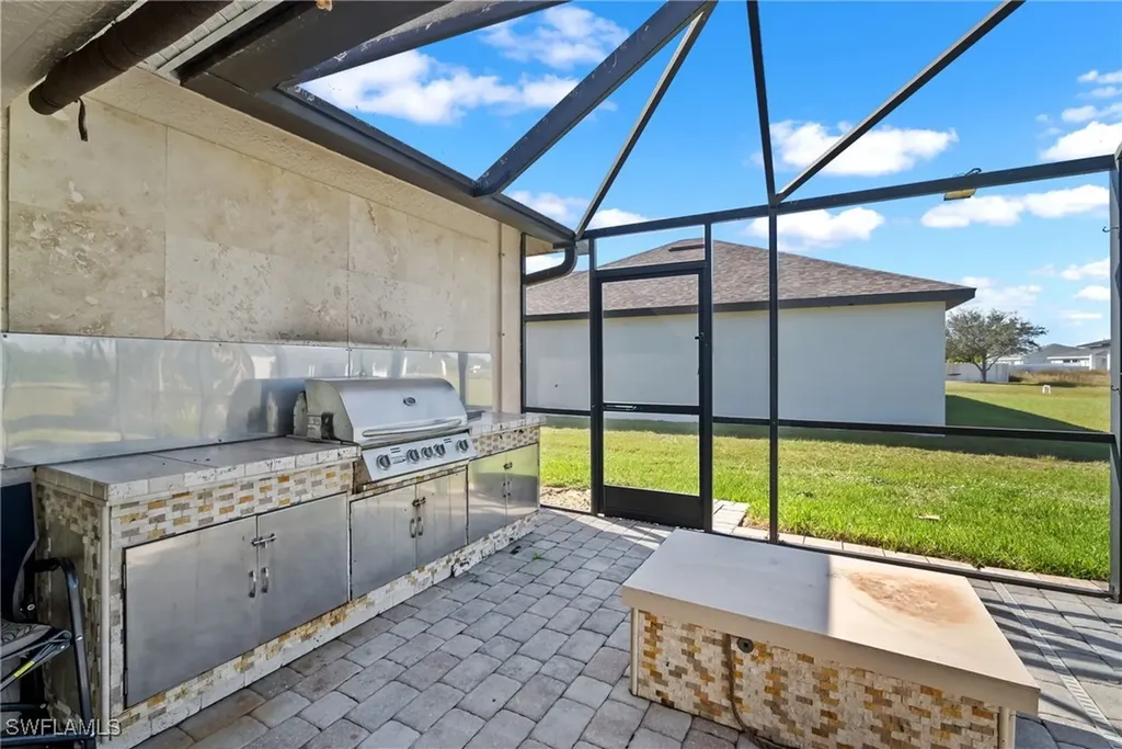 2905 NW 13th Street Cape Coral FL 33993