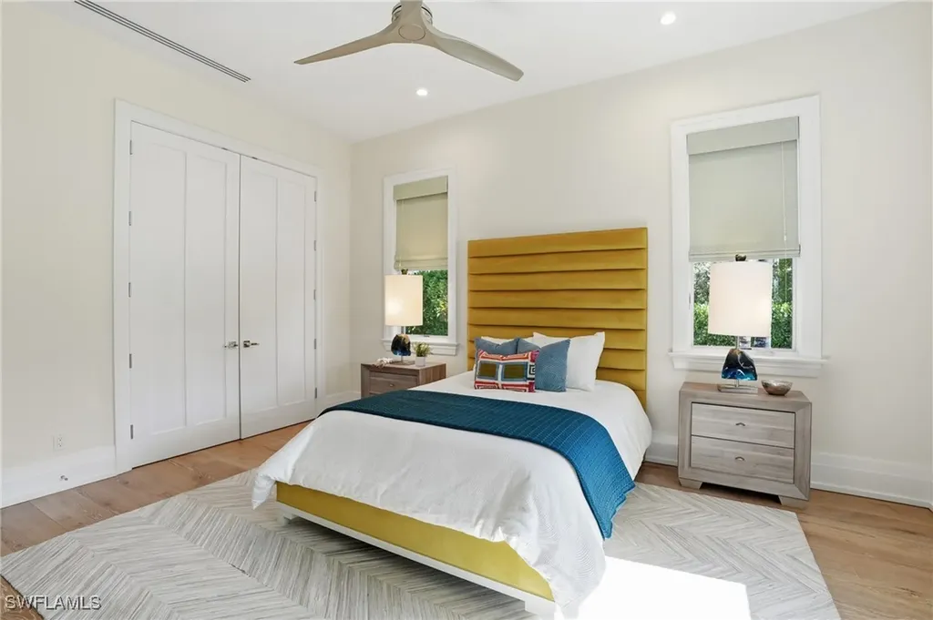 185 North Lake Drive Naples FL 34102