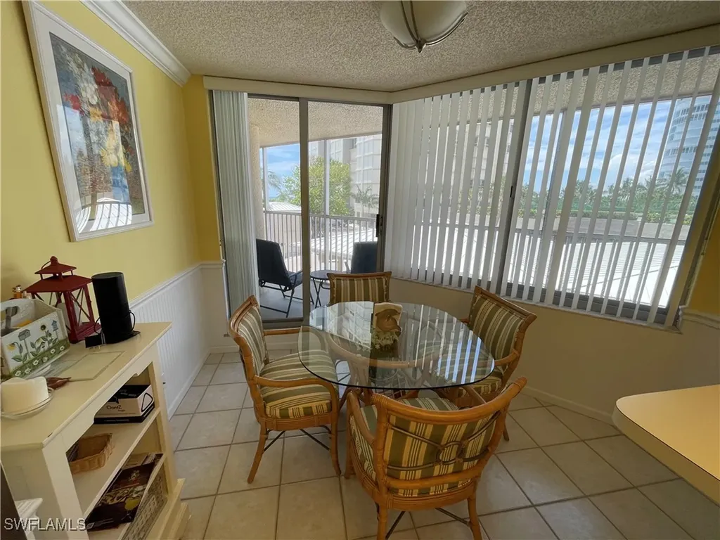 4041 Gulf Shore Boulevard N Naples FL 34103