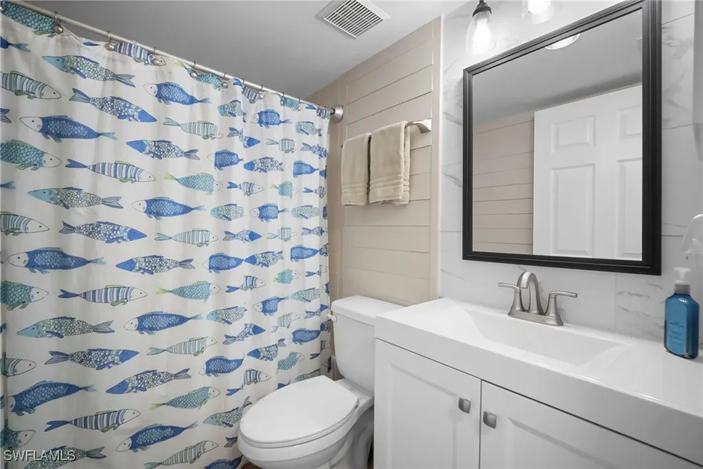 765 Wiggins Lake Drive Naples FL 34110