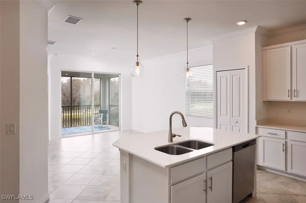 6046 National Boulevard Ave Maria FL 34142