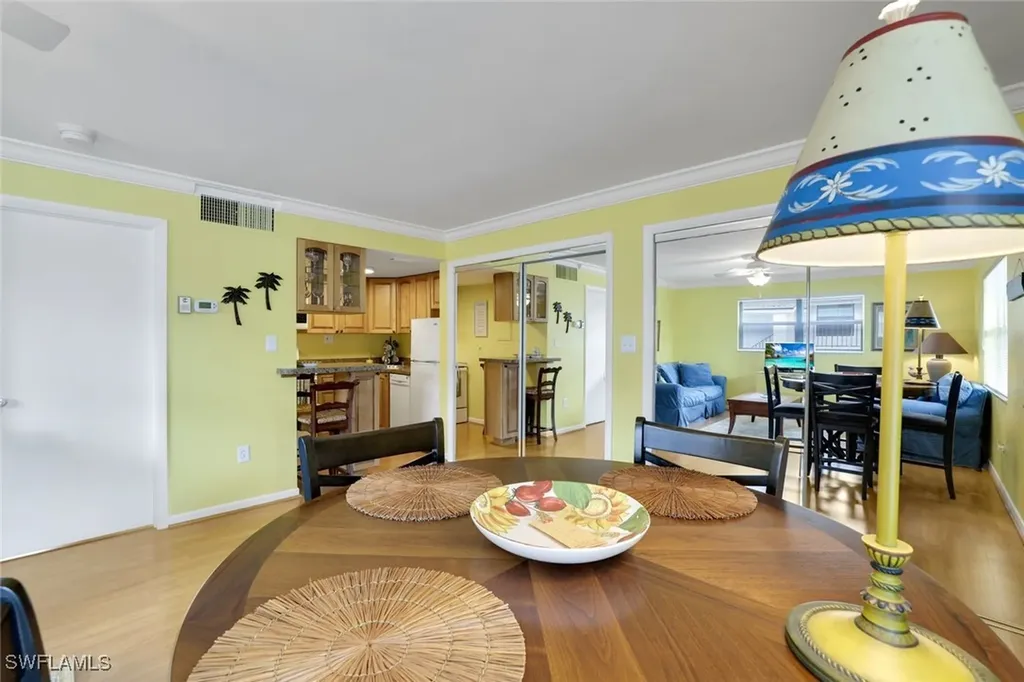780 10th Avenue S Naples FL 34102