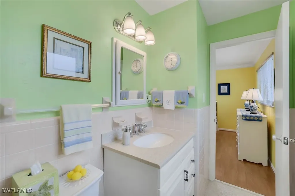 780 10th Avenue S Naples FL 34102