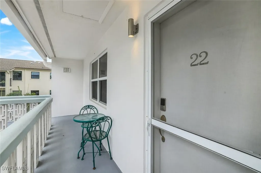 780 10th Avenue S Naples FL 34102