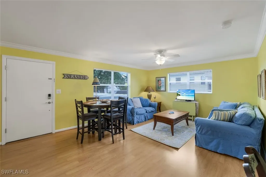780 10th Avenue S Naples FL 34102