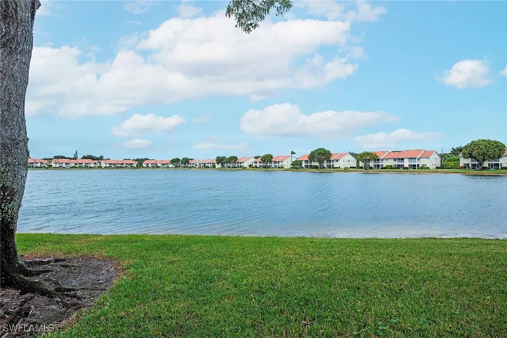 7800 Emerald Circle Naples FL 34109