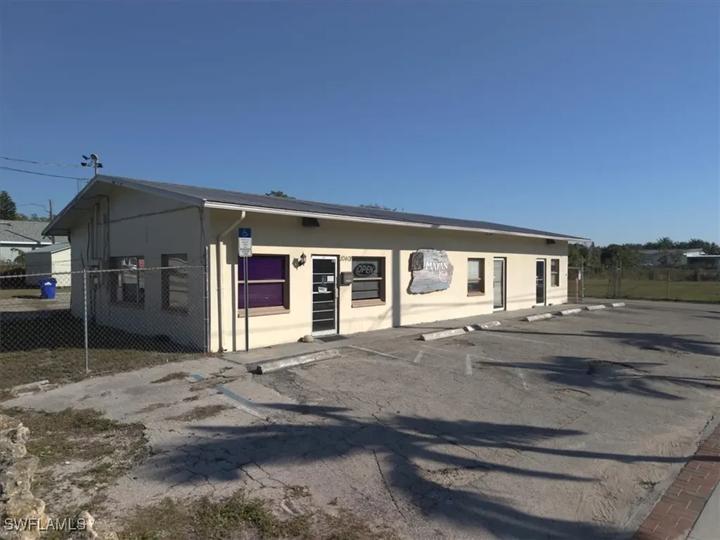 10401 W Terry Street Bonita Springs FL 34135