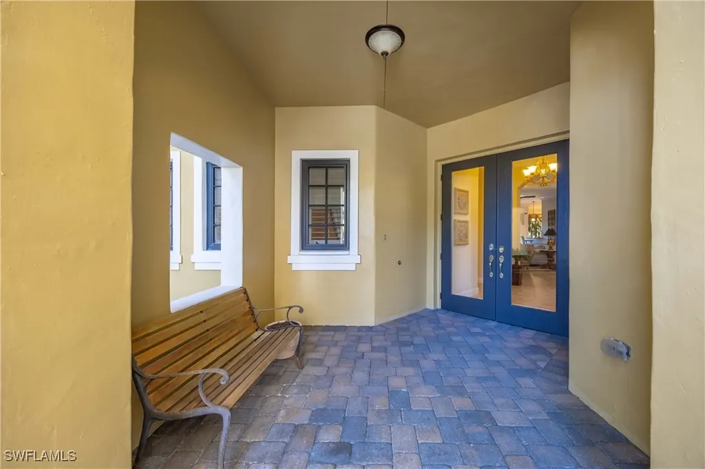 9105 Prima Way Naples FL 34113