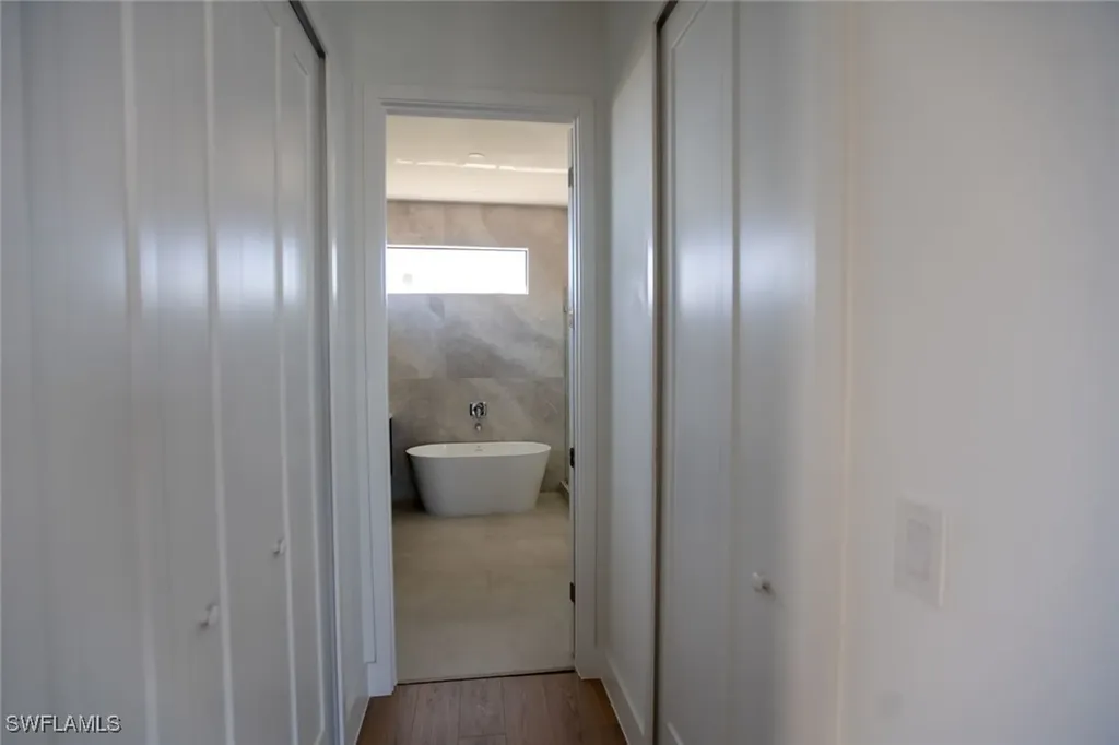 1817 NE 17th Street Cape Coral FL 33909