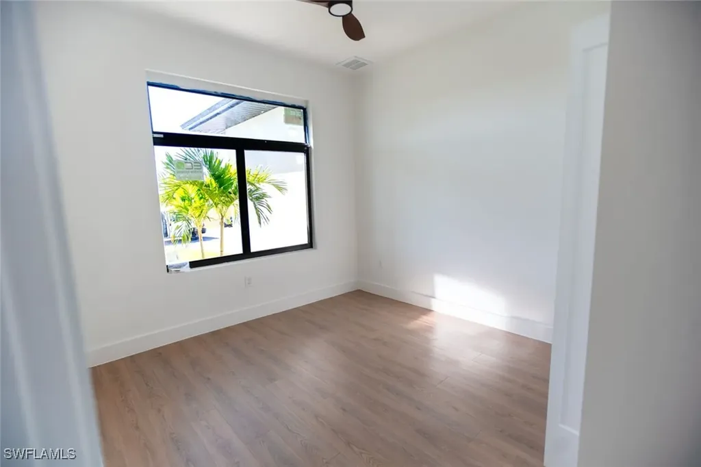 1817 NE 17th Street Cape Coral FL 33909