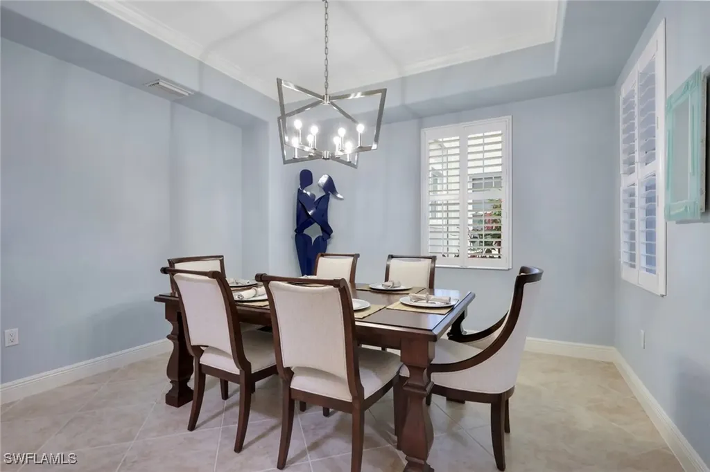 517 Avellino Isle Circle Naples FL 34119