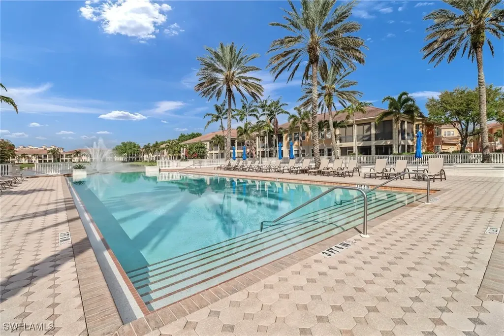 517 Avellino Isle Circle Naples FL 34119