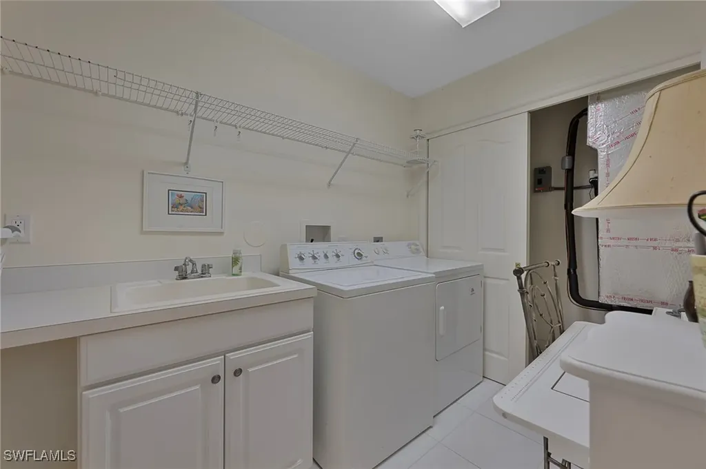6085 Reserve Circle Naples FL 34119