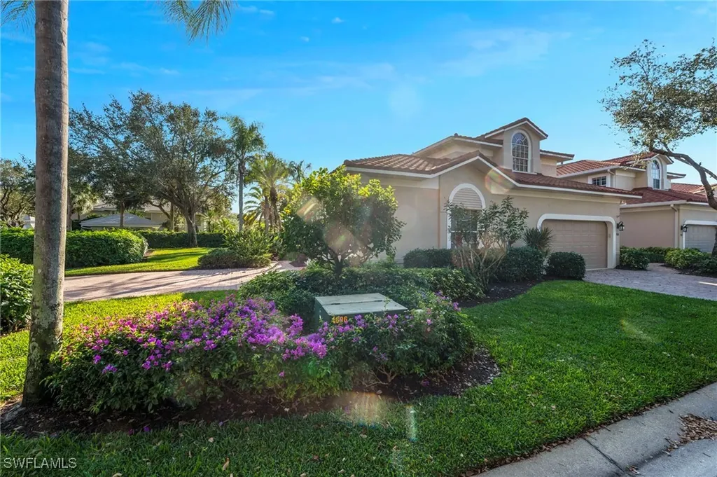 6085 Reserve Circle Naples FL 34119