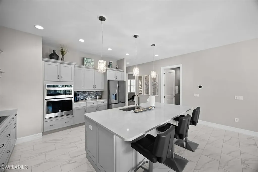 7781 Hawthorne Drive Naples FL 34113