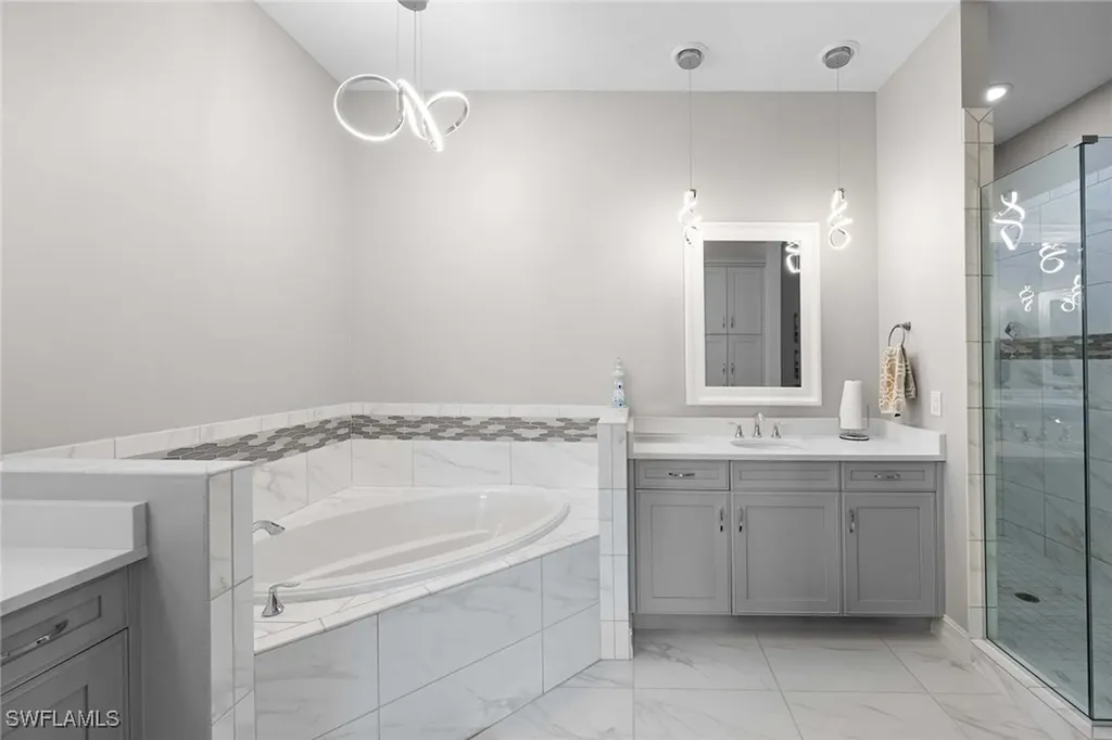 7781 Hawthorne Drive Naples FL 34113