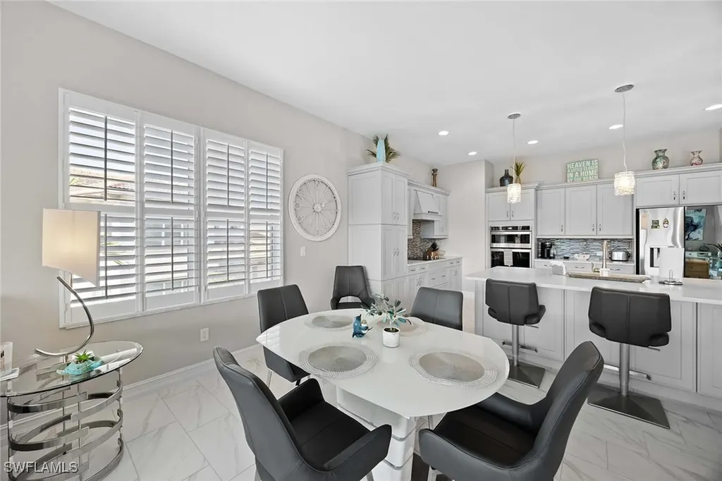 7781 Hawthorne Drive Naples FL 34113