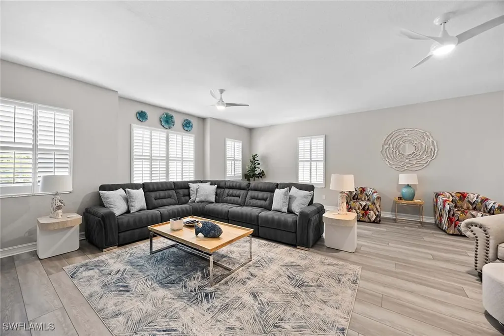 7781 Hawthorne Drive Naples FL 34113