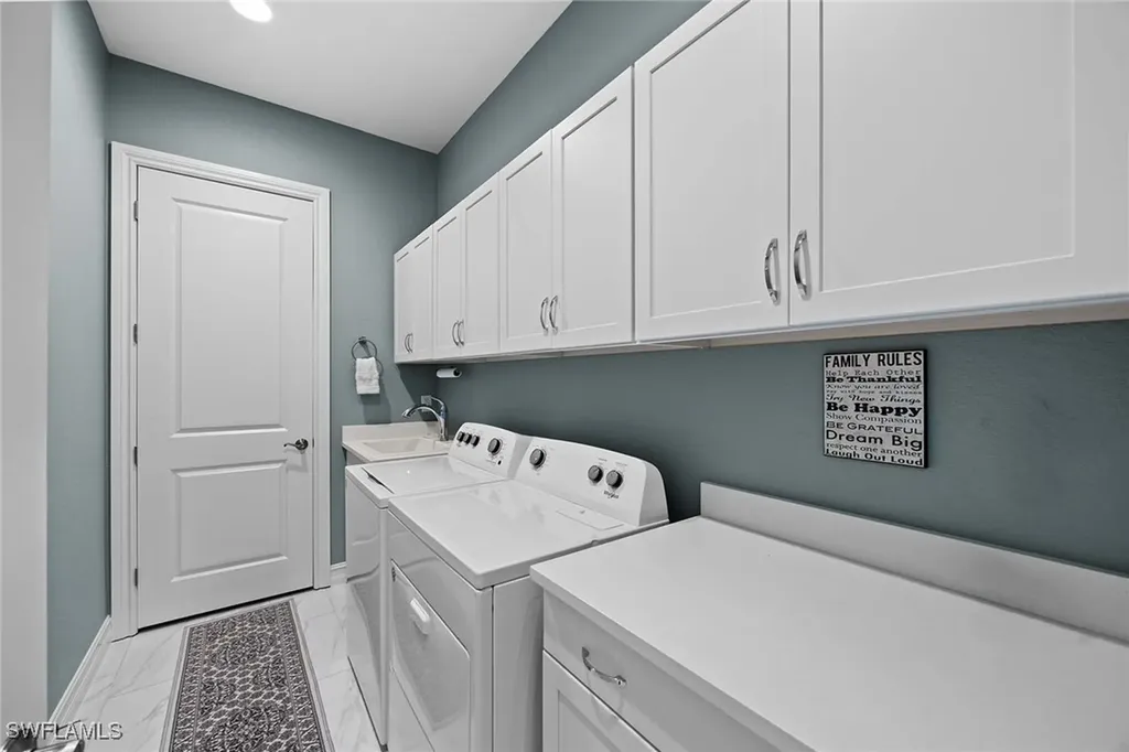 7781 Hawthorne Drive Naples FL 34113