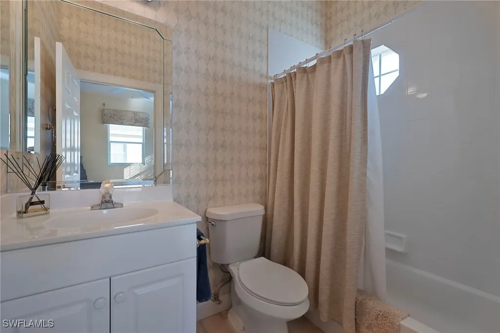 642 Vintage Reserve Circle Naples FL 34119