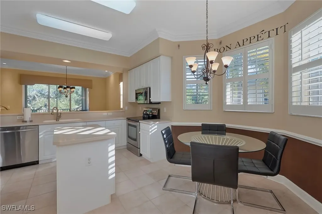 642 Vintage Reserve Circle Naples FL 34119