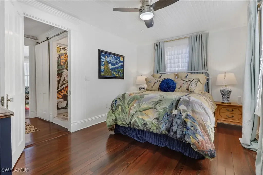 2582 1st Street Fort Myers FL 33901