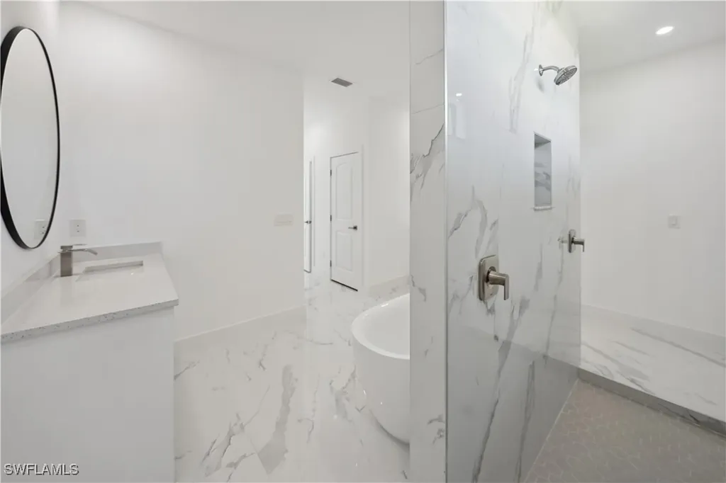 4309 NW 38th Avenue Cape Coral FL 33993
