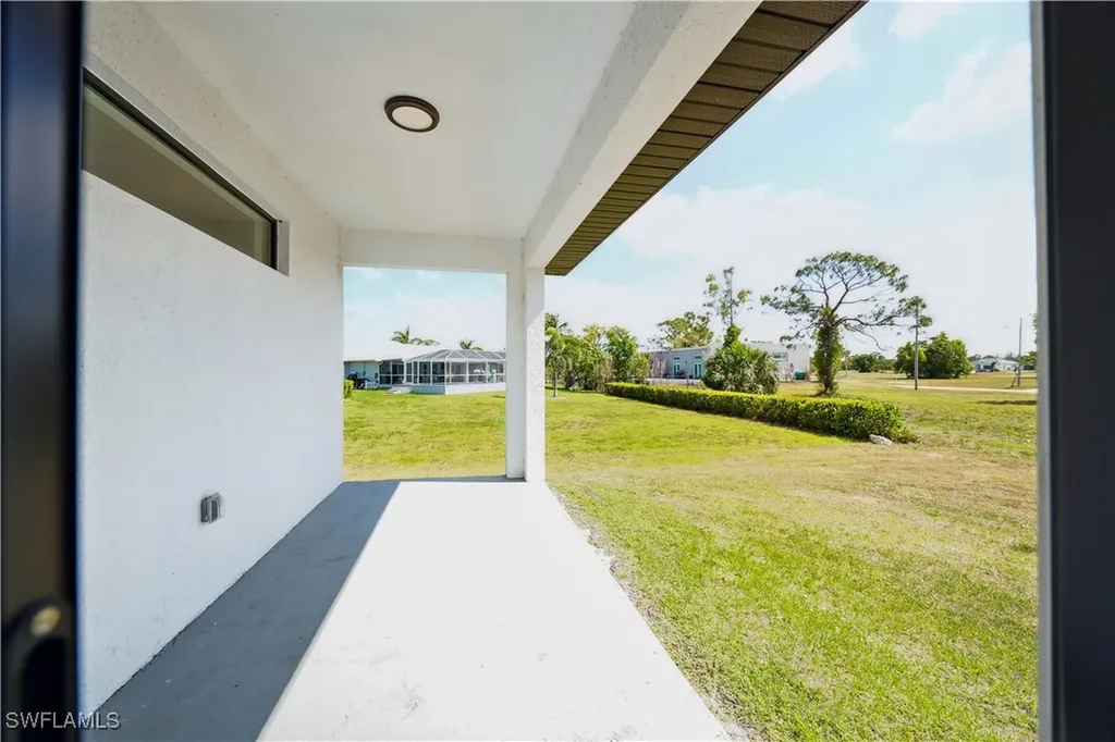 4309 NW 38th Avenue Cape Coral FL 33993
