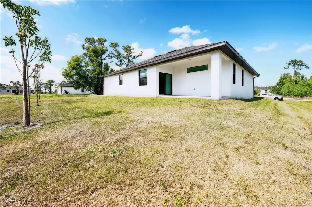4309 NW 38th Avenue Cape Coral FL 33993