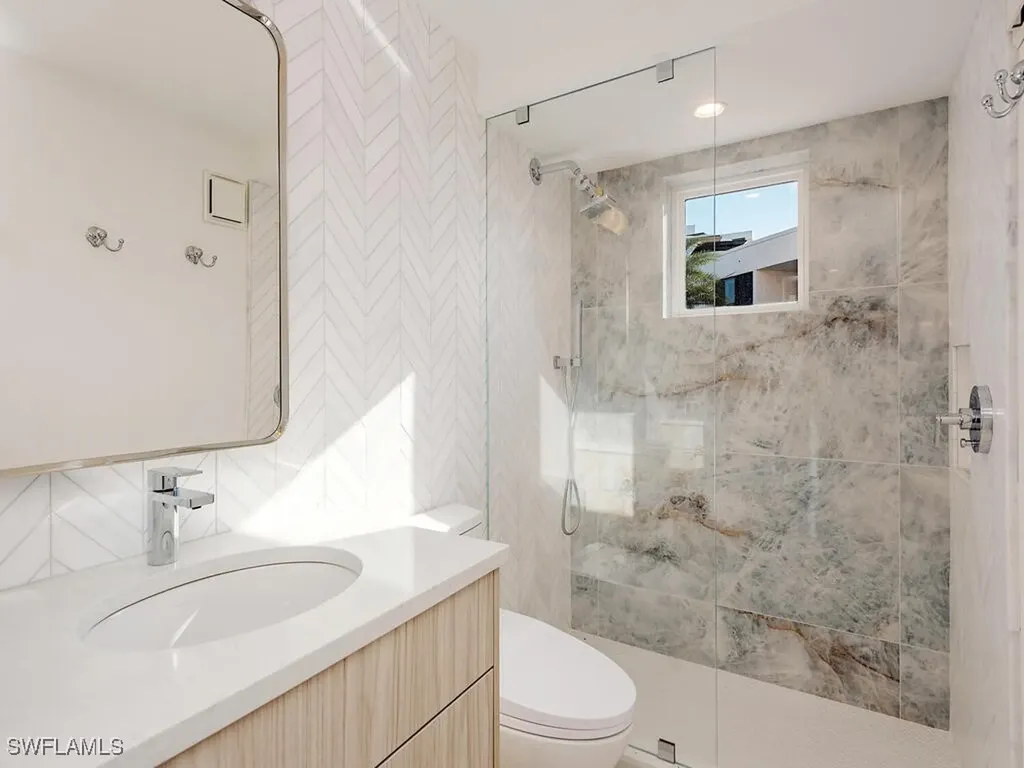 2401 Gulf Shore Boulevard N Naples FL 34103