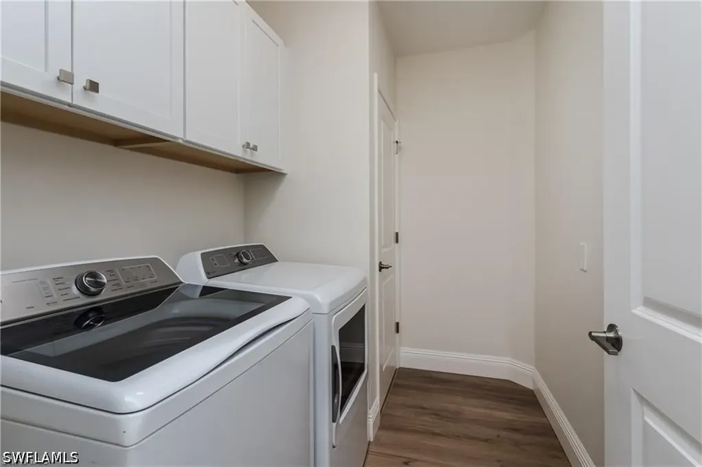2640 Seychelles Circle Naples FL 34112