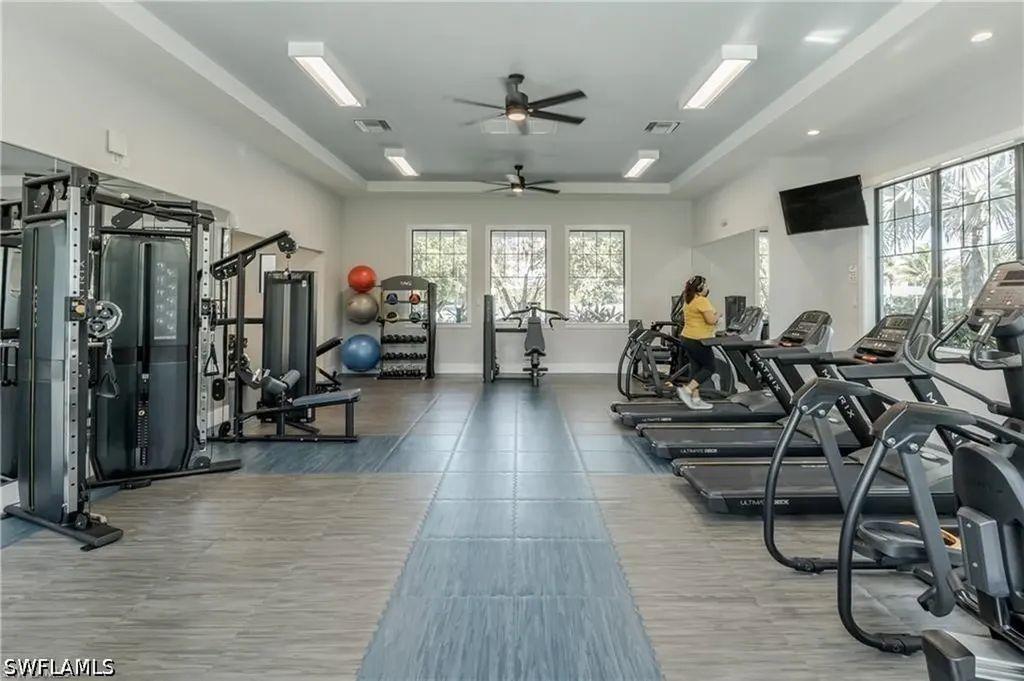 2640 Seychelles Circle Naples FL 34112