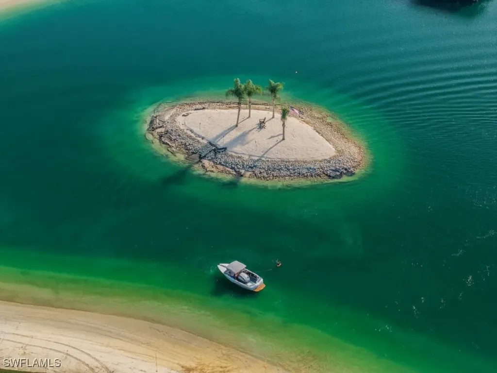 20200 Slalom Course Court Estero FL 33928