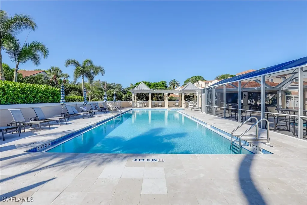 8415 Excalibur Circle Naples FL 34108