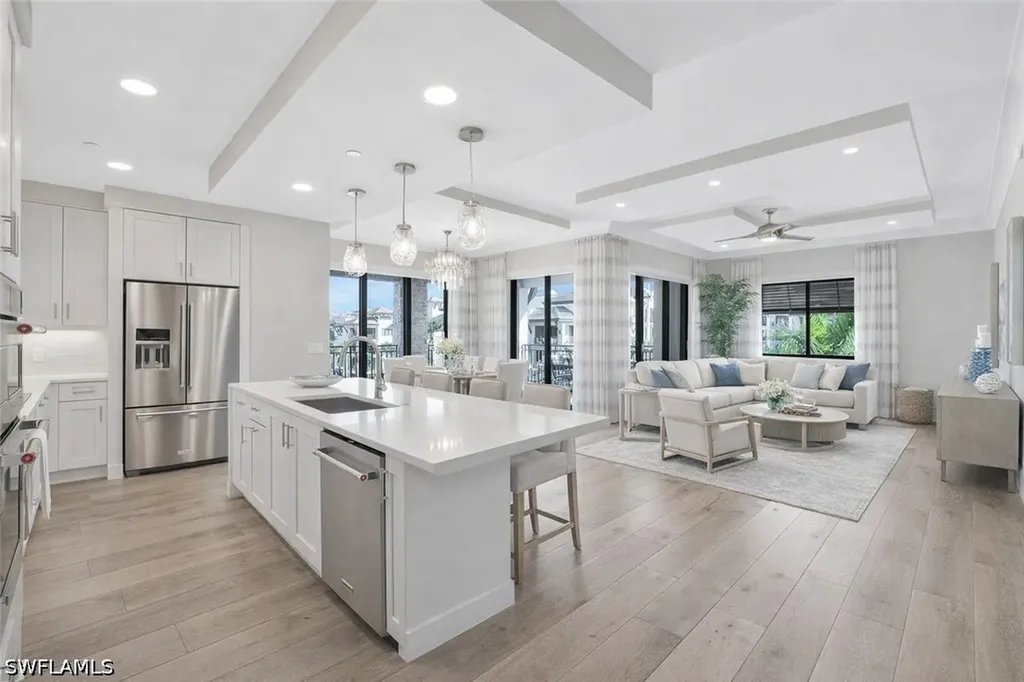 1035 3rd Avenue S Naples FL 34102