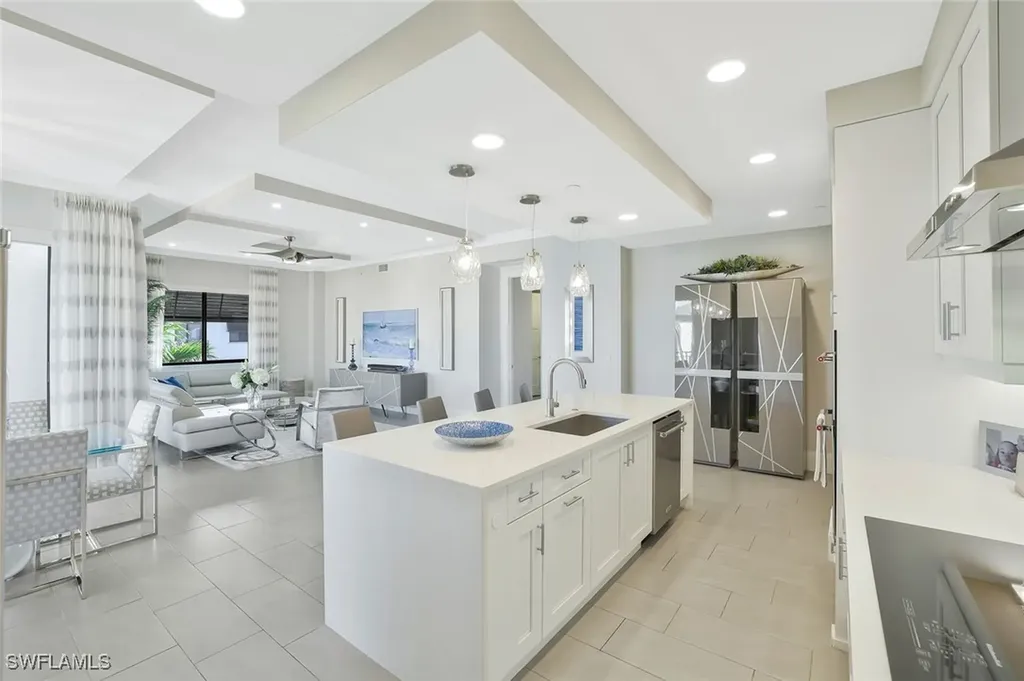 1035 3rd Avenue S Naples FL 34102