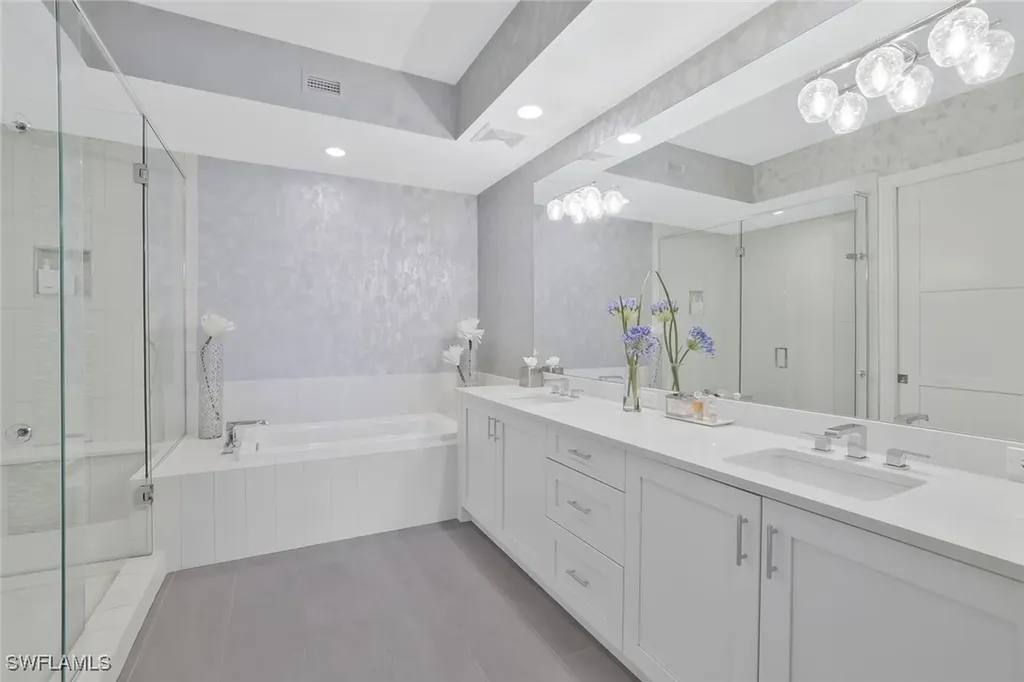 1035 3rd Avenue S Naples FL 34102