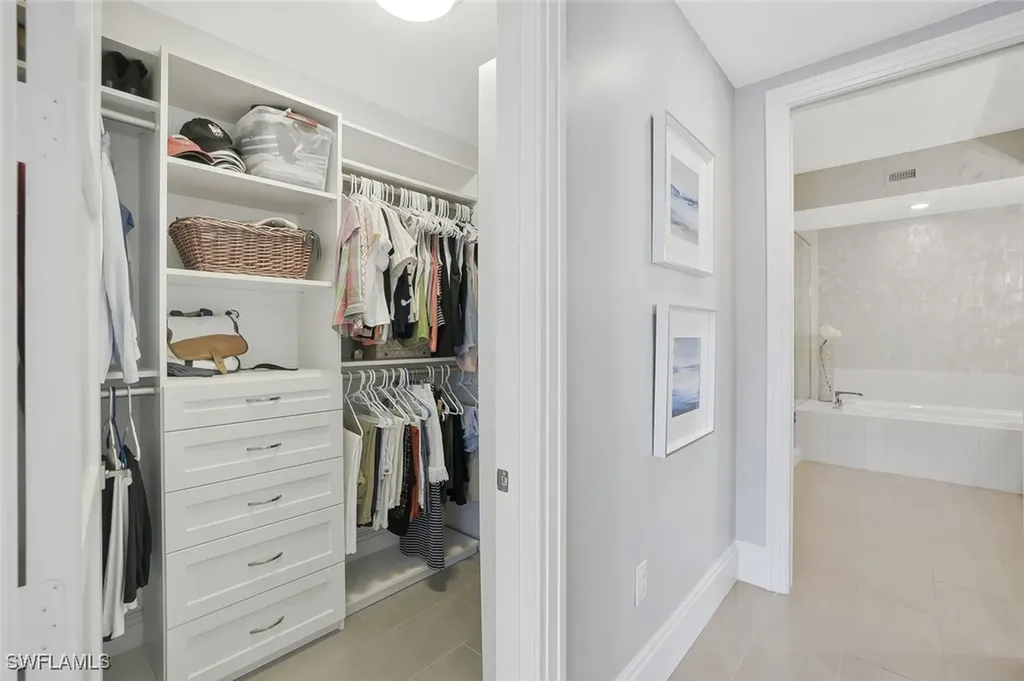 1035 3rd Avenue S Naples FL 34102