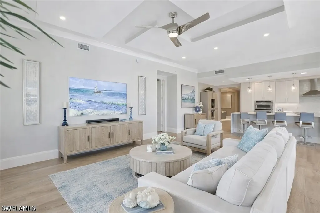 1035 3rd Avenue S Naples FL 34102