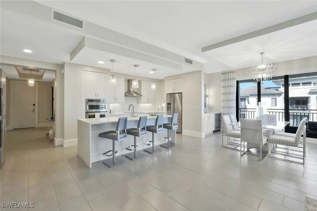 1035 3rd Avenue S Naples FL 34102
