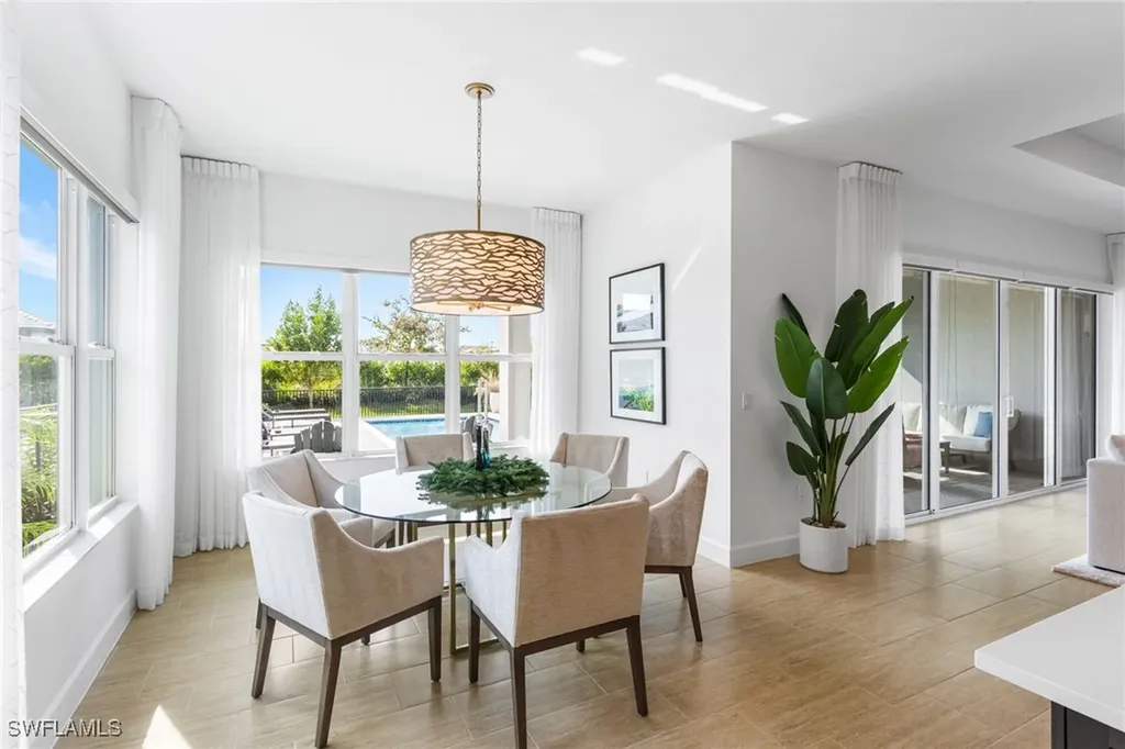 12165 Eucalyptus Way Naples FL 34120