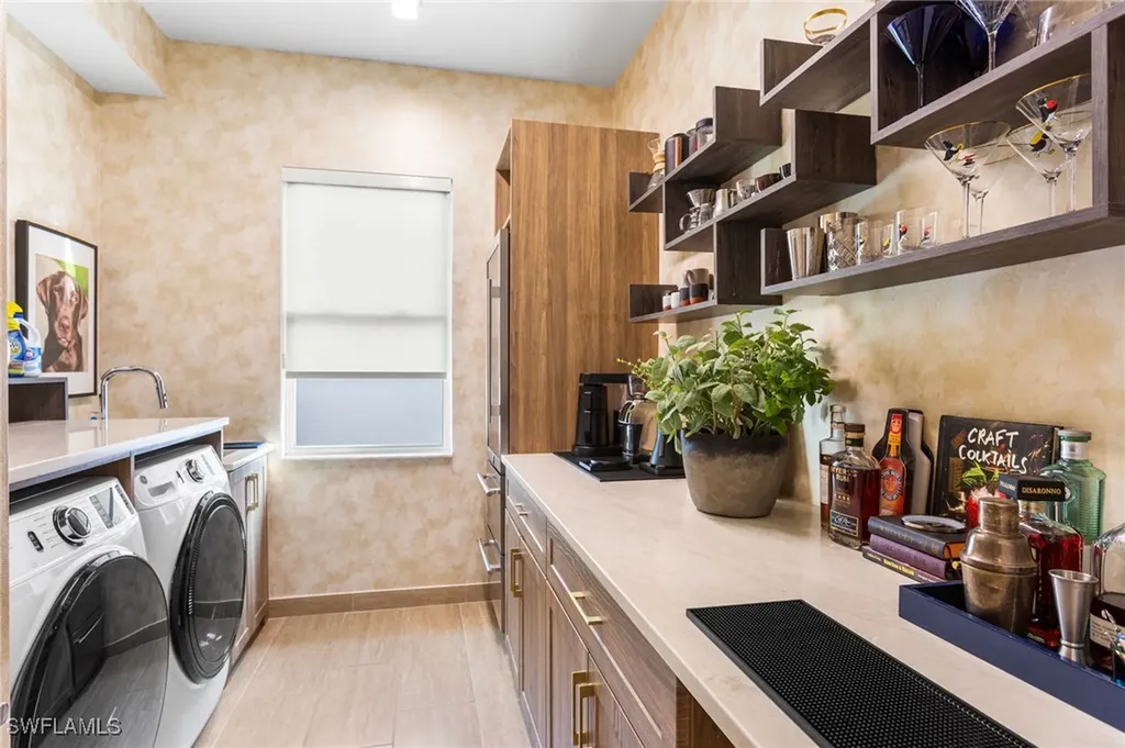 12165 Eucalyptus Way Naples FL 34120