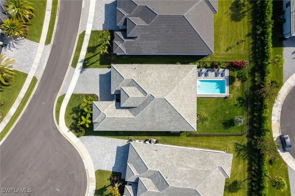12165 Eucalyptus Way Naples FL 34120